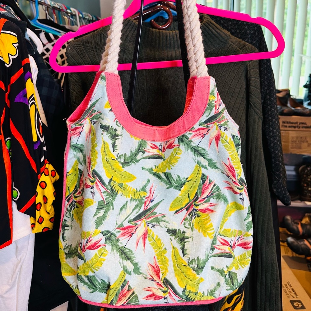 Caribbean Joe Tropical Pink Green Braided Strap One Piece Over the Shoulder Bag